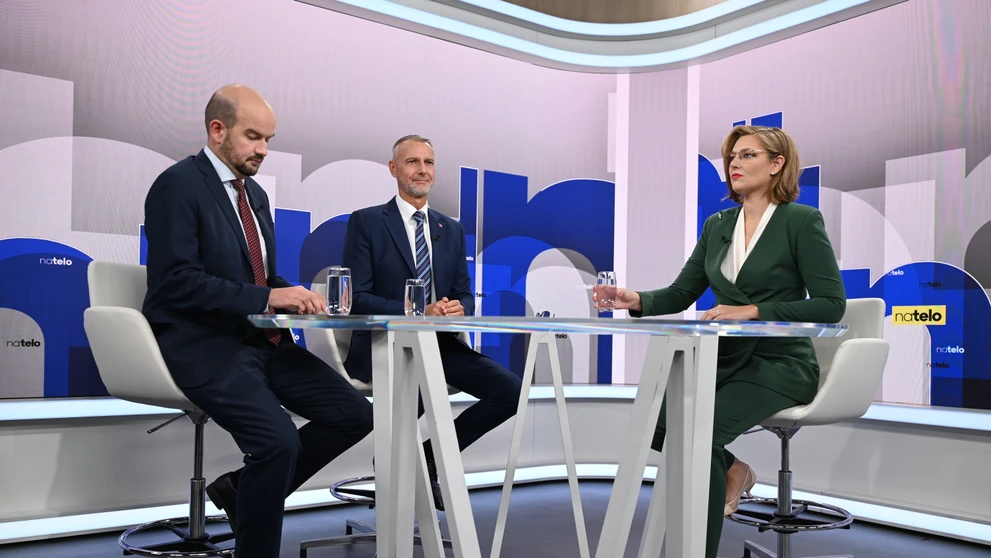 Richard Raši (Hlas-SD) a Martin Dubéci (PS) v relácii Na telo
