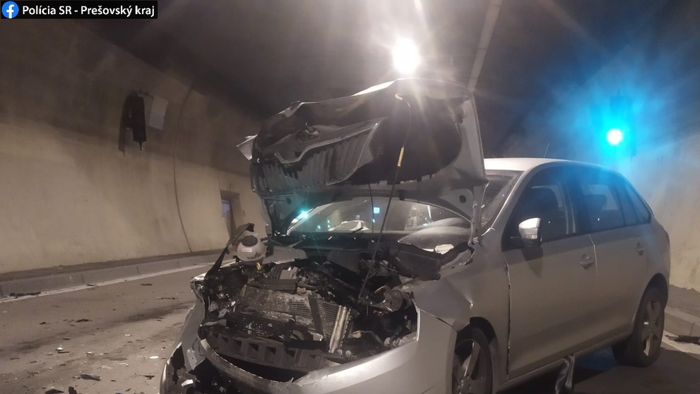 Nehoda v tuneli Branisko