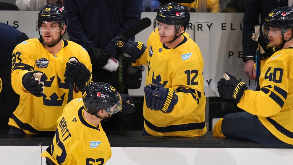 Druhý gól Švédov strelil Jesper Bratt.