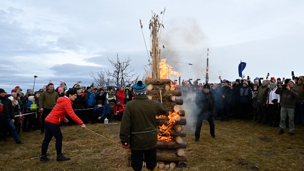 Šéfovia parlamentov SR a ČR si na Veľkej Javorine pripomenuli výročie rozdelenia.