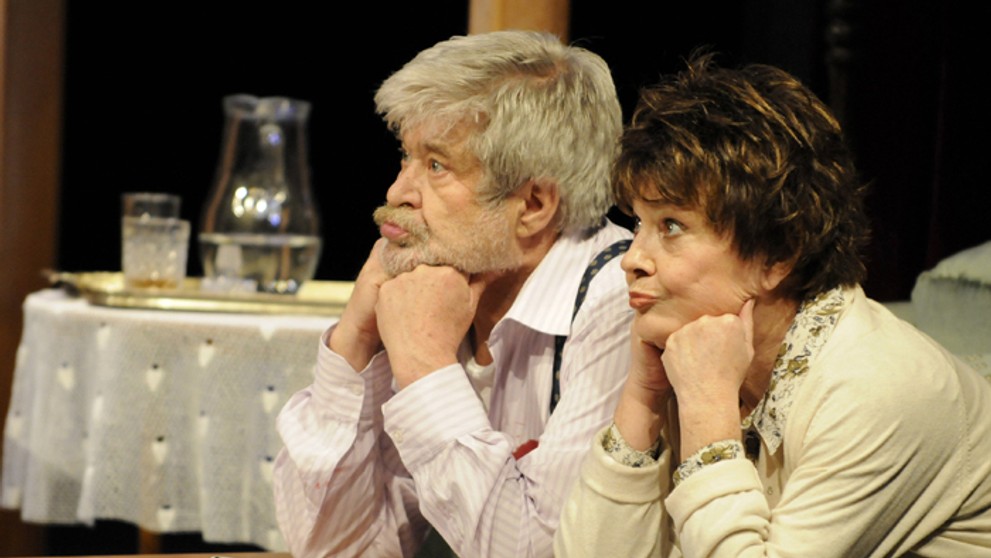 Na archívnej Jozef Stražan s manželkou Kvetou v hre Smrtiaca pasca.