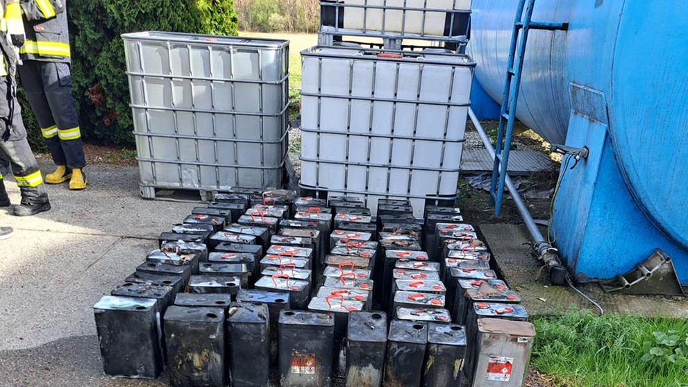 Požiar v chemickej fabrike v Kysuckom Novom Meste.