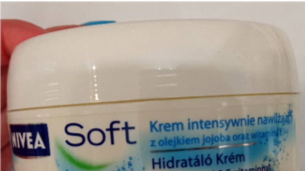 Soft moisturizing cream with jojoba oil and E-Vitamin 300 ml.