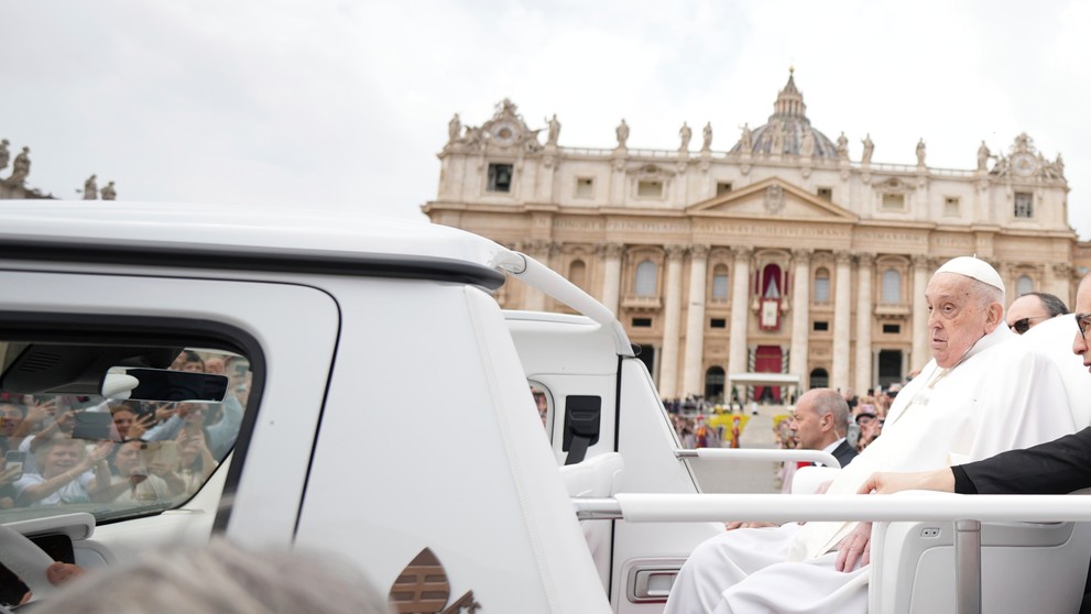 Deň pred smrťou - Udelenie tradičného požehnania Urbi et orbi (Mestu a svetu)