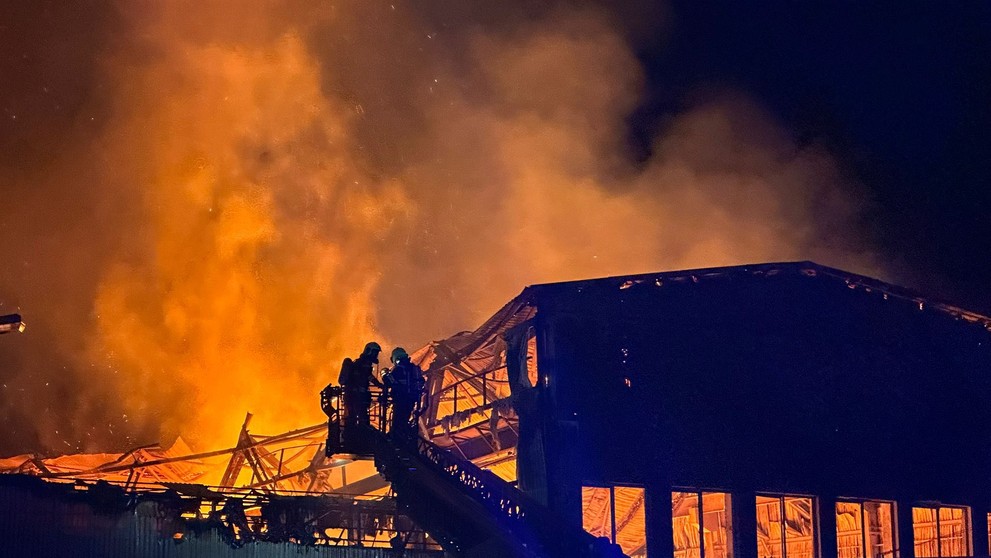 Halu pohltili plamene