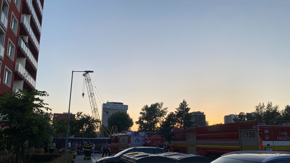 Požiar v Petržalke.