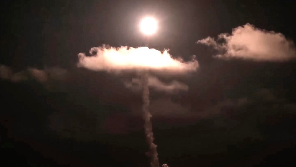 Odpálenie rakety ICBM z ruskej ponorky Cár Alexander III.