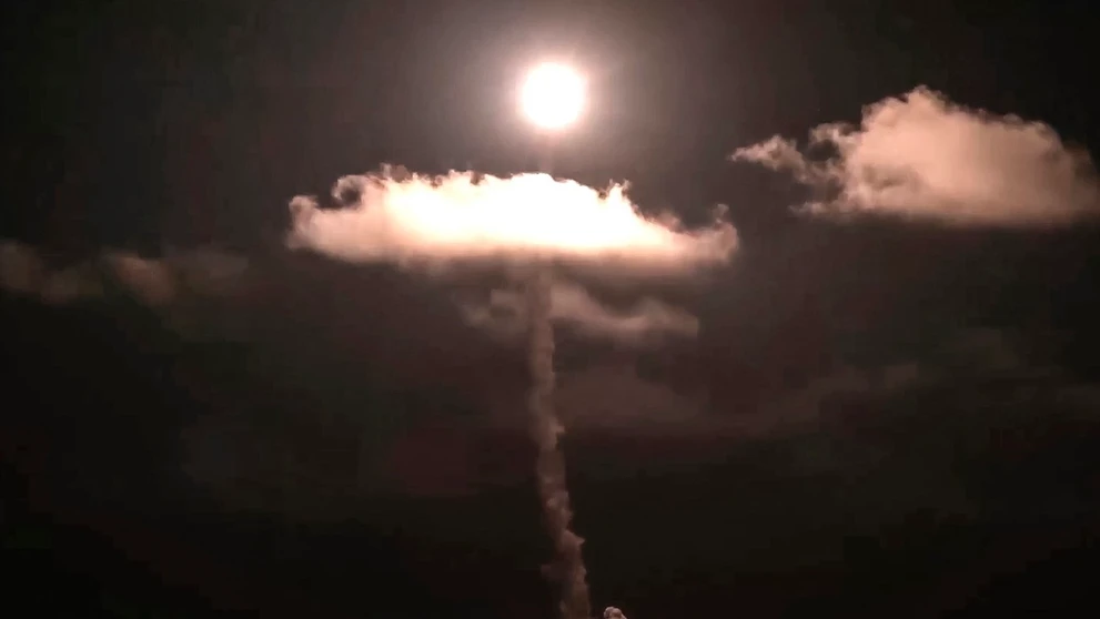 Odpálenie rakety ICBM z ruskej ponorky Cár Alexander III.