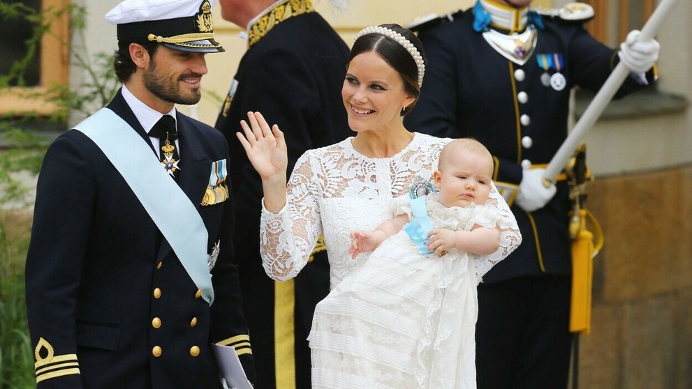 3004_Horna_Dolna_30_04_P30_St_20_30__12___VOYO.mp4