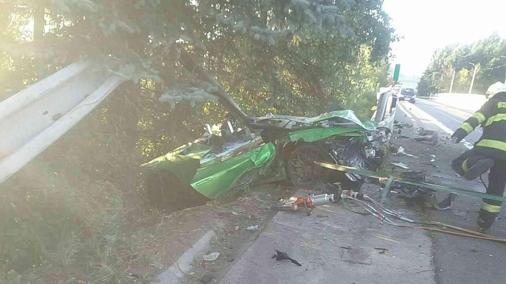 Nehoda Lamborghini v Dolnom Kubíne.