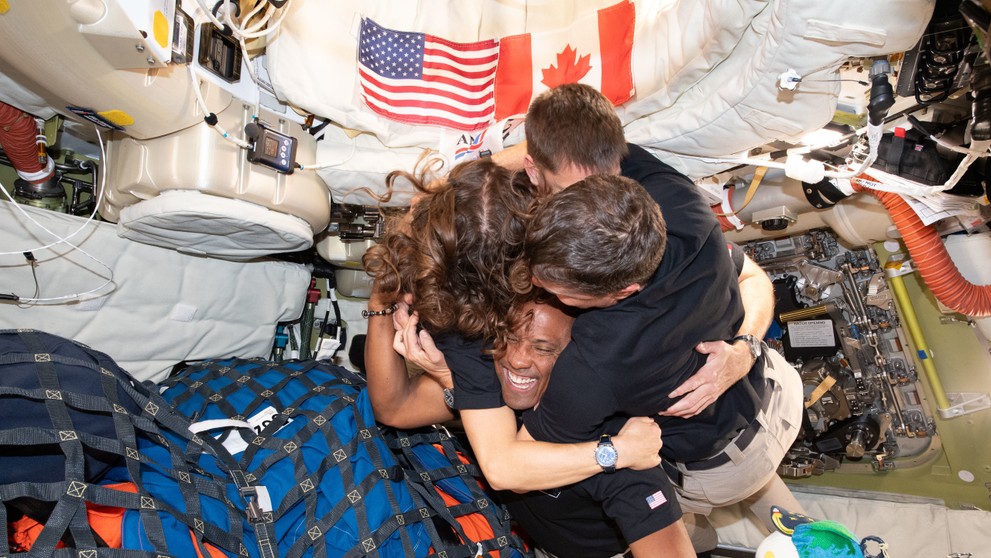 Posádka misie Artemis II