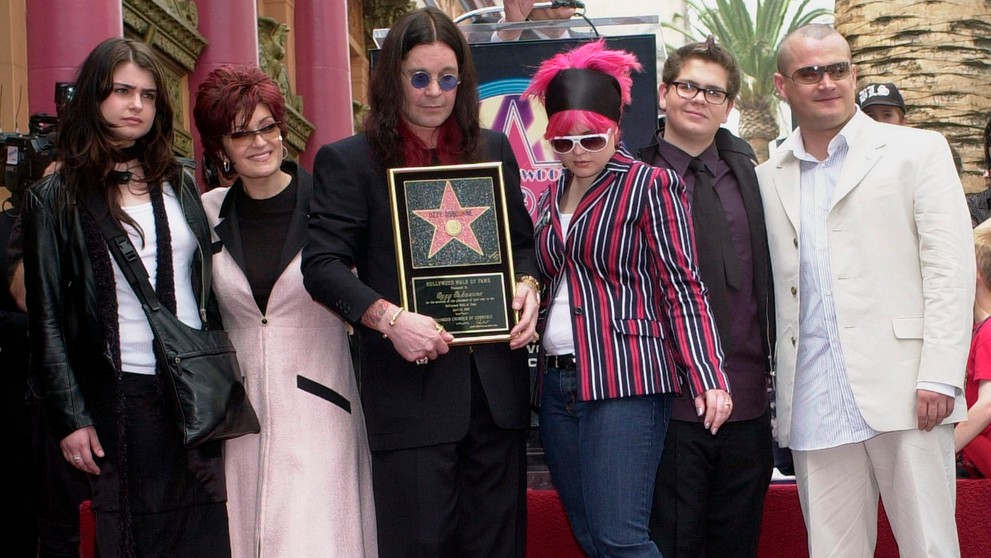 Ozzy Osbourne s rodinou pri odhalení jeho hviezdy na Hollywoodskom chodníku slávy