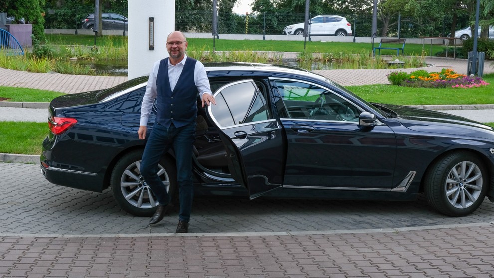 Richard Sulík v relácii Na telo plus.