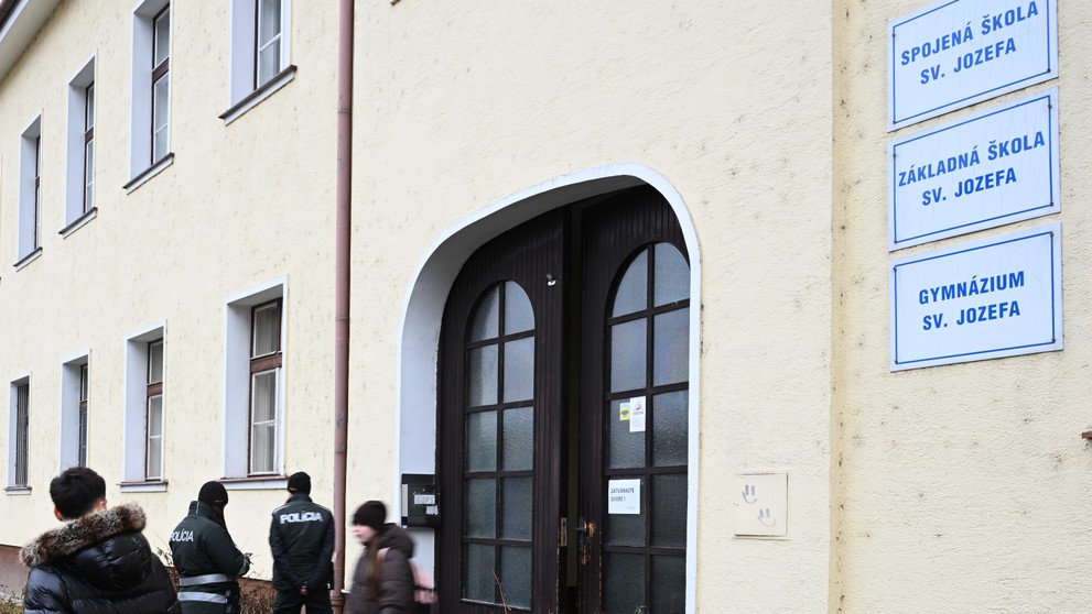 Streľba v škole v Novom Meste nad Váhom