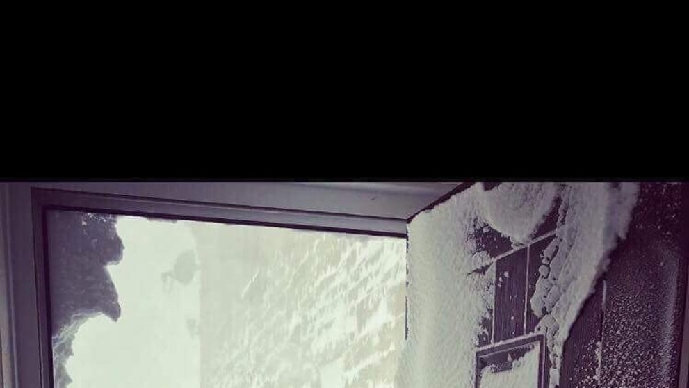 Mnohí farmári v Hill farmers z dediny Stainmore v Cumbrii sa zobudili a našli toto za dverami.