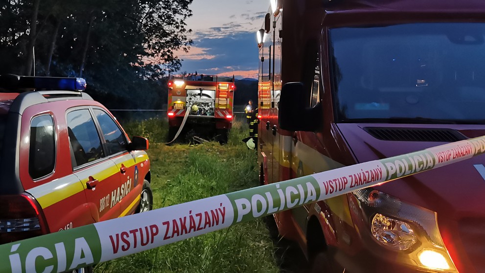 Pri Dolnom Hričove spadlo malé lietadlo, pilot neprežil.