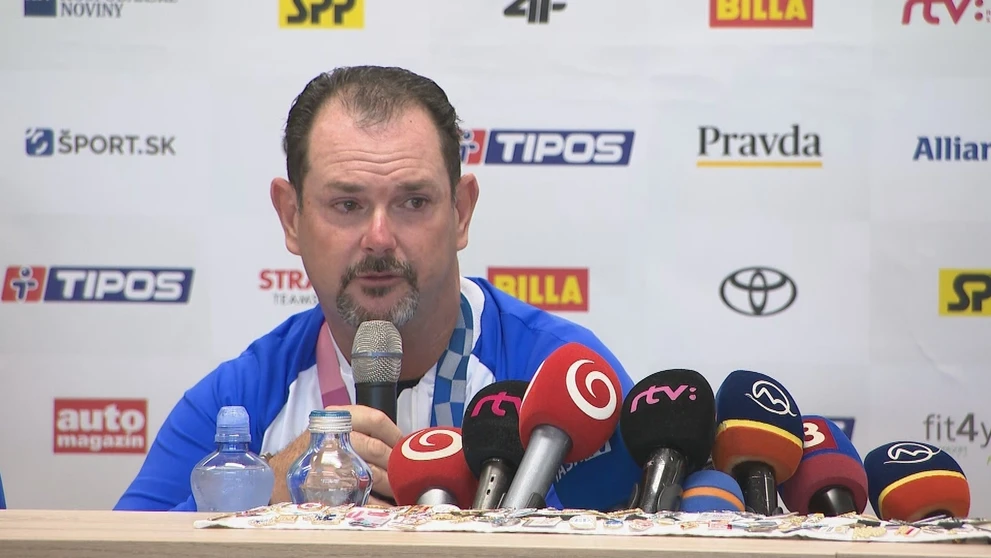 Rory Sabbatini na tlačovej besede po prílete z Tokia.