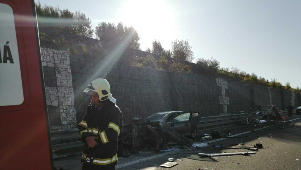 Auto Národnej diaľničnej spoločnosti.