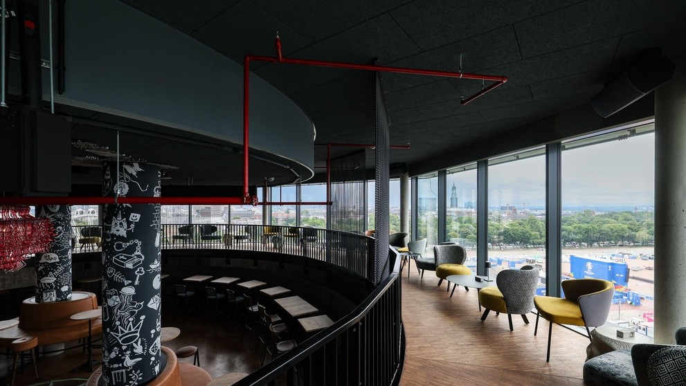 Bývalý nacistický bunker v Hamburgu premenili na rekreačný komplex.