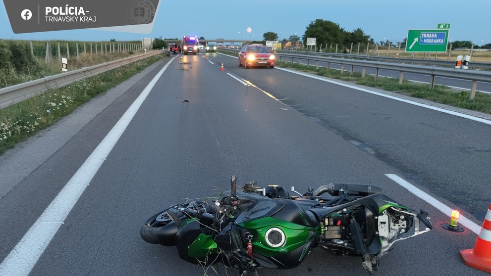 Nešťastný pád mladého motorkára