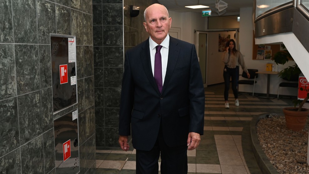 František Mikloško.