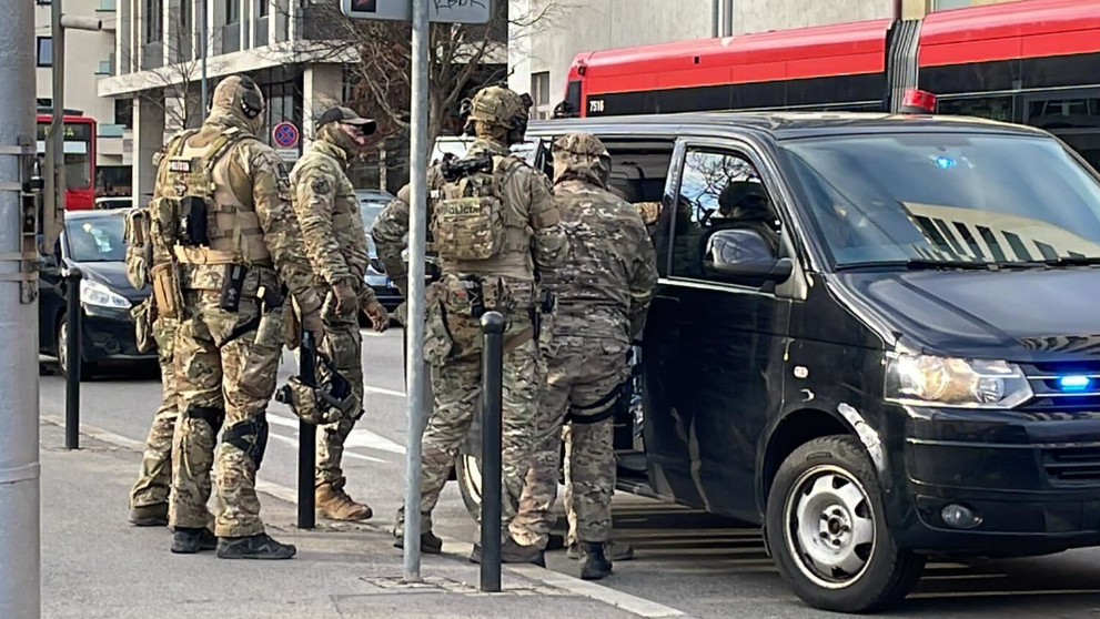V Bratislave zasahovali elitní policajti.