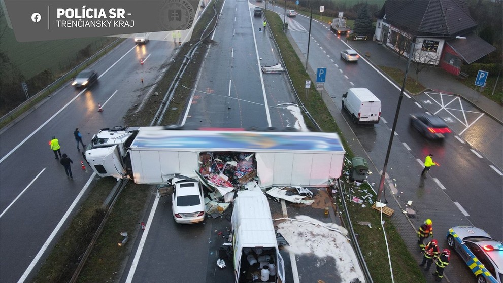 Tragická nehoda pri Ilave, pohľad zhora