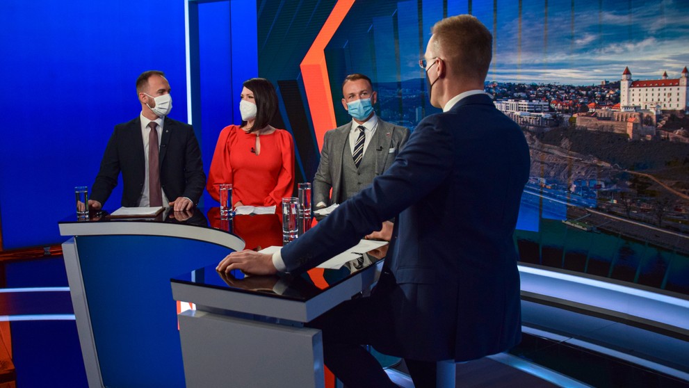 M. Šipoš, J. B. Cigániková, M. Š. Eštok v Na telo.