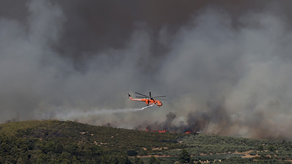 Požiare neďaleko Atén