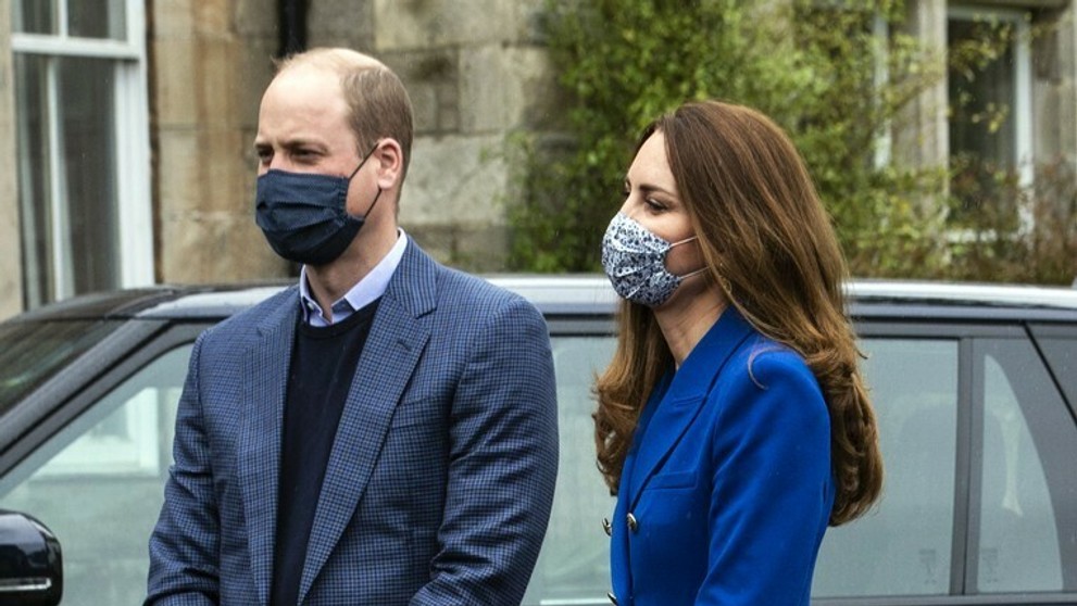 Vojvodkyňa z Cambridge sa pripojila k princovi Williamovi na návšteve Škótska.