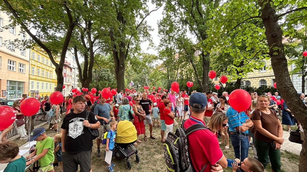 Pochod Hrdí na rodinu.