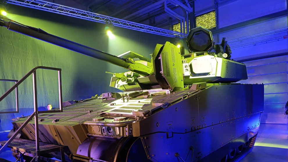 20022026_vozidlo_CV90_predstavenie_03195714