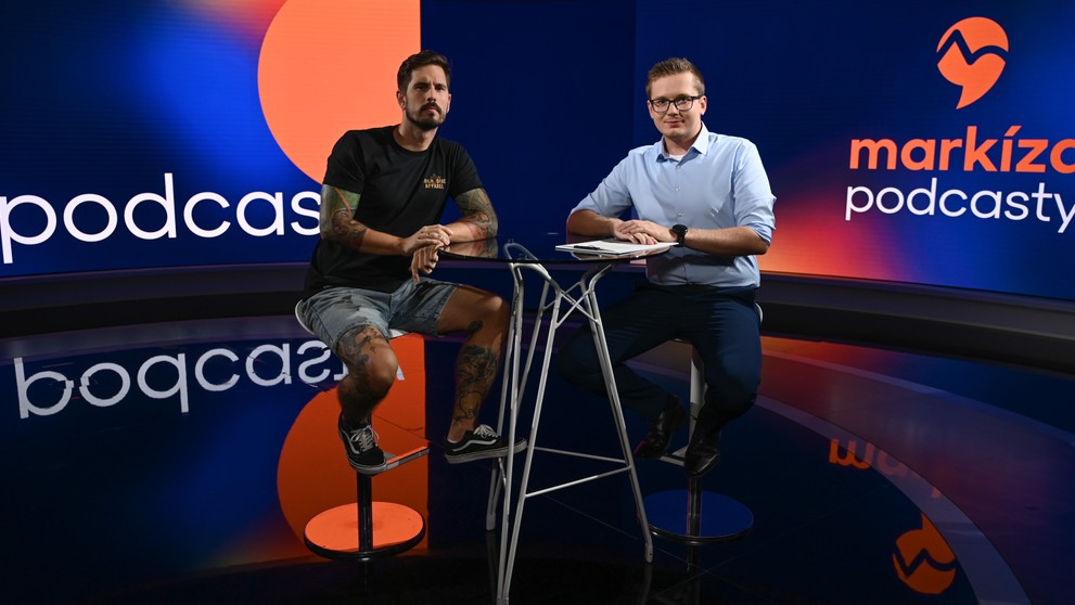 Komik Jakub Zitron Ťapák v Cirkus Politikus s Martinom Prôčkom.