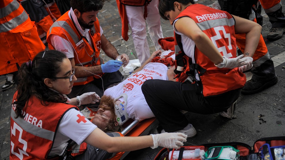 Býky na tradičnom behu v Pamplone zabíjali.