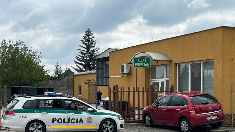 Razia NAKA vo Veľkom Mederi.