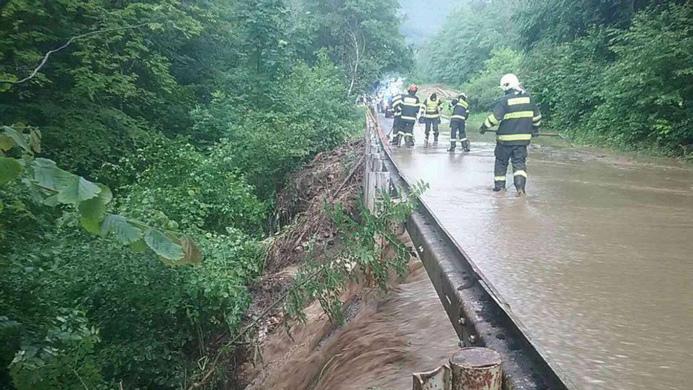 Prietrž mračien na Muráni.