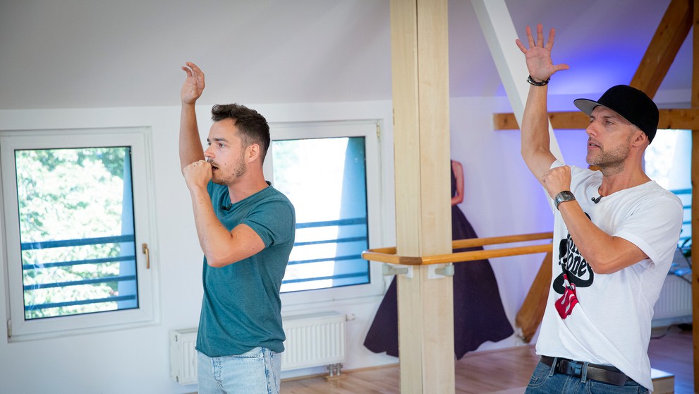 UGJQURVYIGFR-high_1080p.mp4