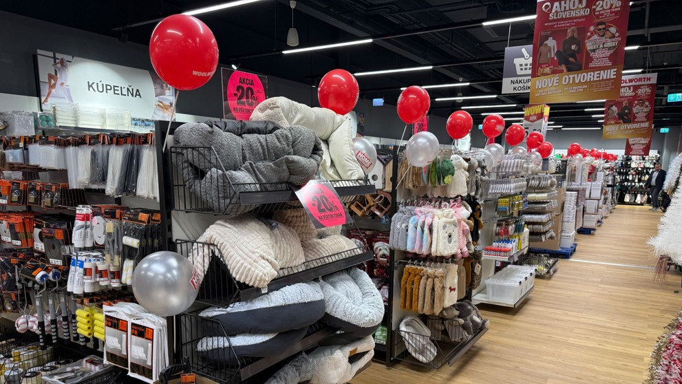Woolworth otvoril na Slovenku prvú predajňu (1)