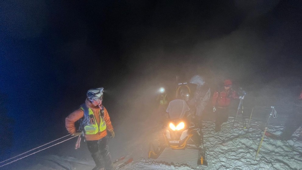 Horskí záchranári pomáhala uviaznutým turistom v Nízkych Tatrách.