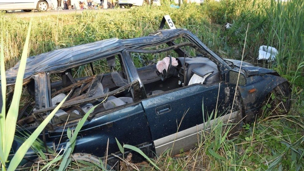 Zdemolovaná Suzuki Vitara.