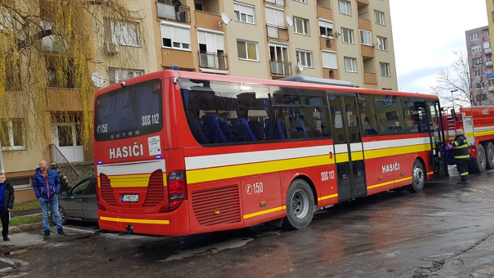 Fotografia od Dezidera Vargu - pohľad na evakuácii po úniku plynu v Dunajskej Strede.