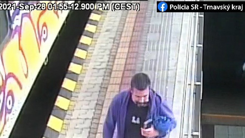 Exibicionista z vlaku na trase Dunajska Streda - Bratislava.