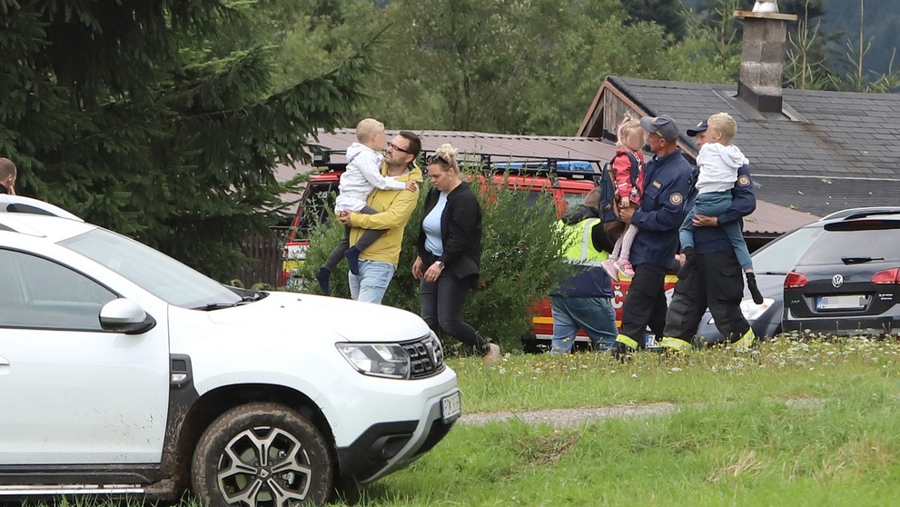 Zábery z miesta nešťastia.