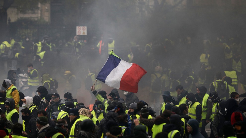 Protestujúci vo Francúzsku.