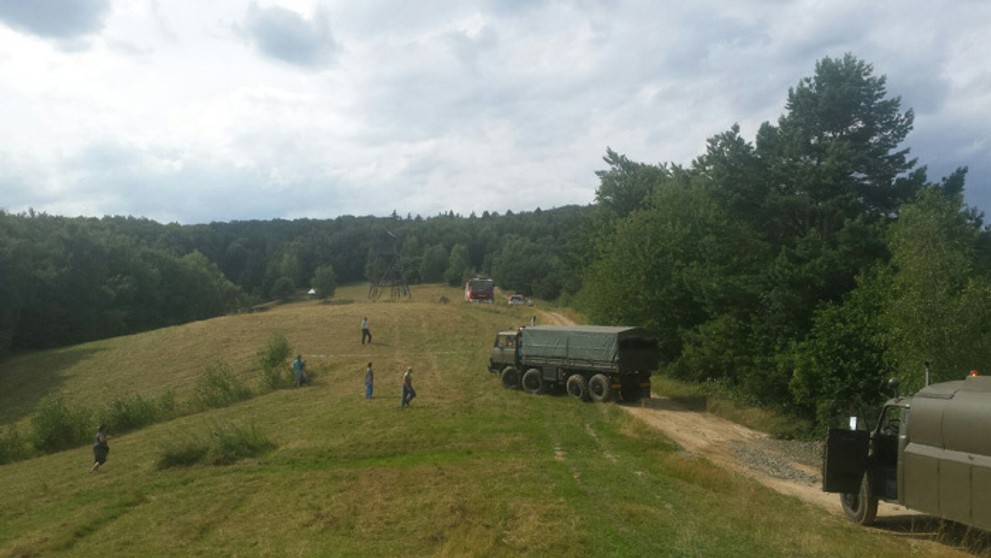 Pohľad na miesto pádu vojenského vrtuľníka MI-17 pri obci Geraltov.