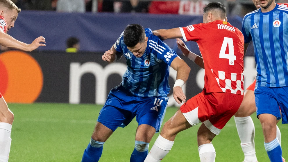 Momentka zo zápasu Girona - Slovan v Lige majstrov