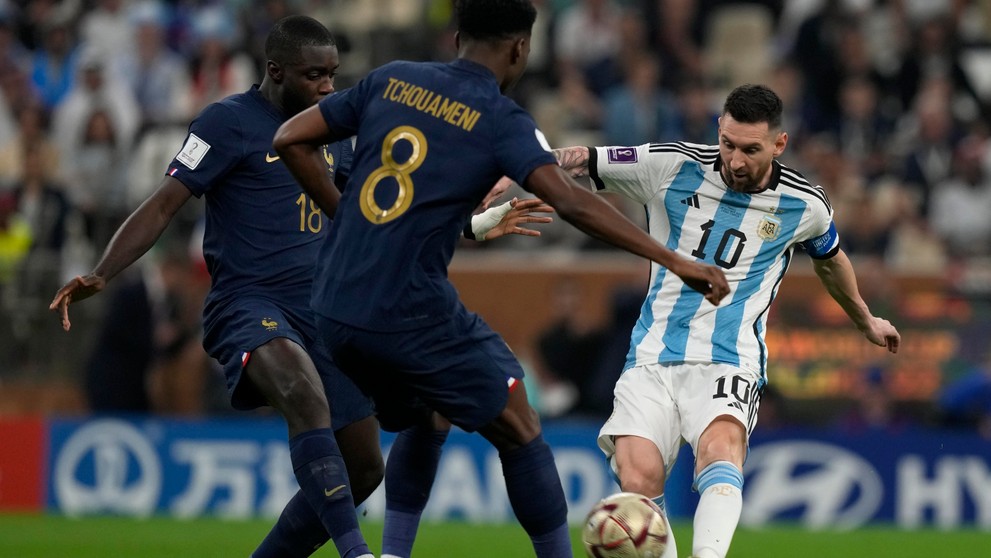 Momentka z úvodu zápasu