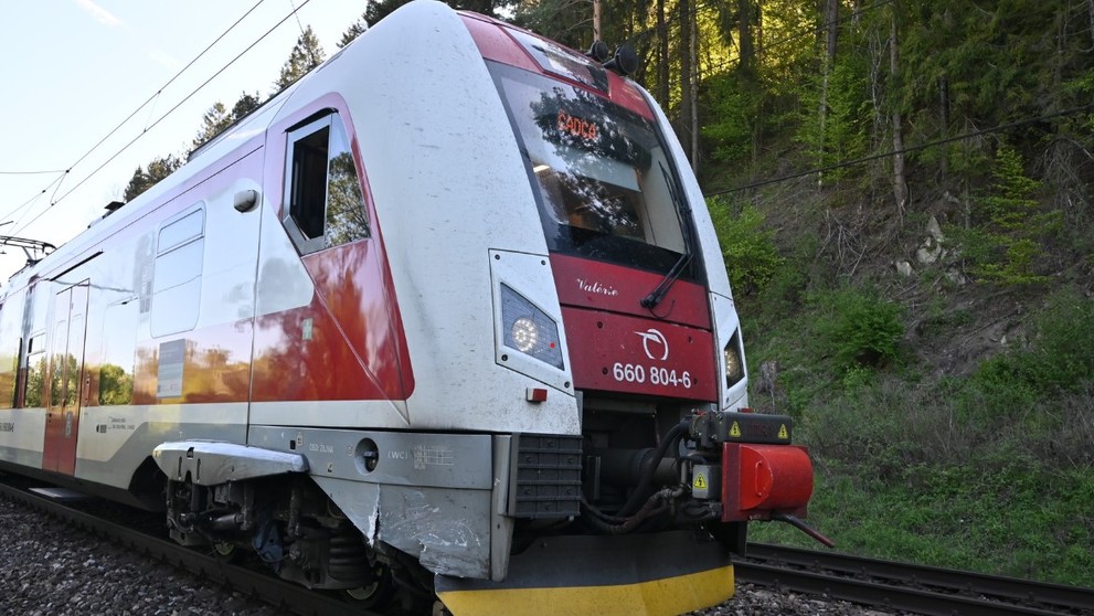 Nehoda na železničnom priecestí na Kysuciach.