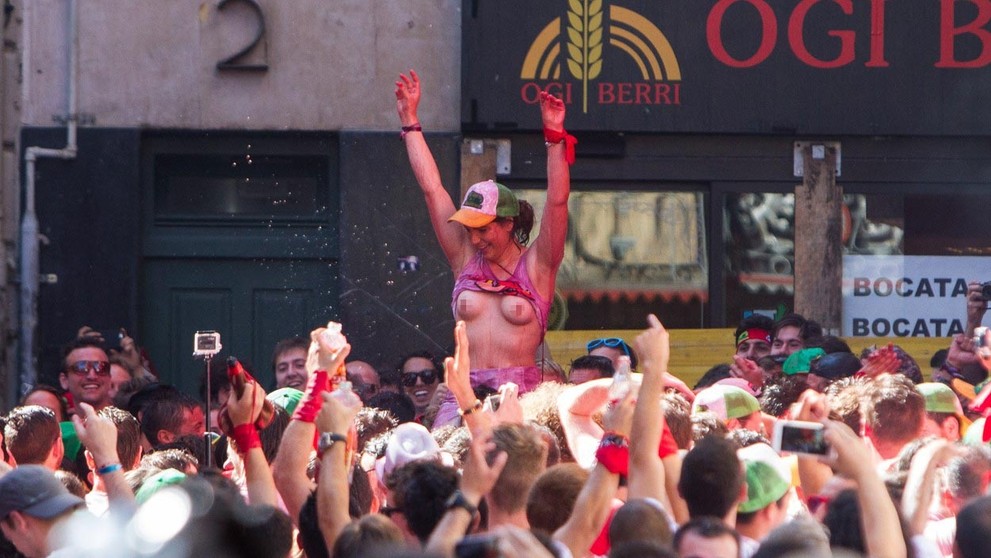 Oslavy v uliciach Pamplony