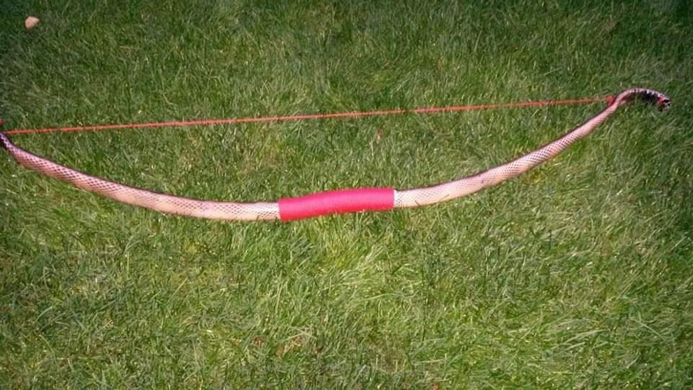 Ručne vyrobený luk Jozefa Bošanského